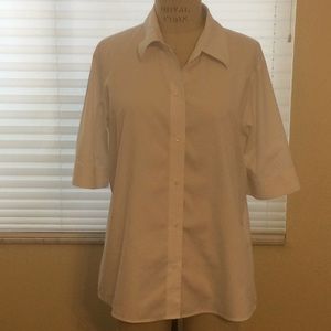 Crisp white Liz Claiborne No Iron shirt 3/4 Sleeve